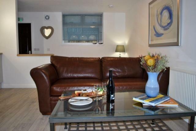 Gallowgate Square Apartments Largs Eksteriør billede