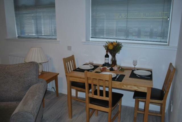 Gallowgate Square Apartments Largs Eksteriør billede
