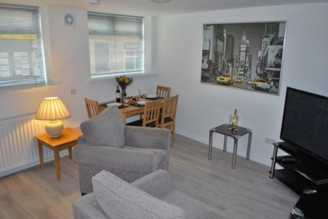 Gallowgate Square Apartments Largs Eksteriør billede